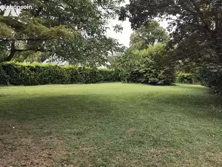 terrain 761 m² monts