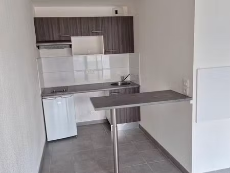 t2 39 2 m² au centre d'aucamville