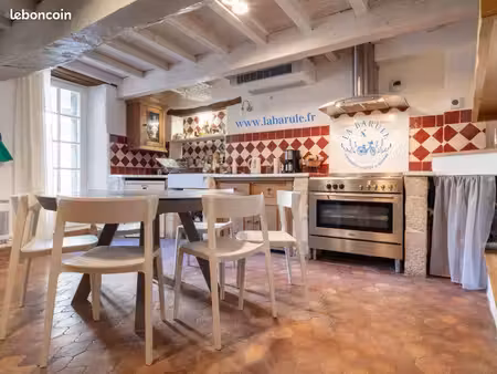 appartement meublé tout confort – 65 m² – disponible à partir du 1er août