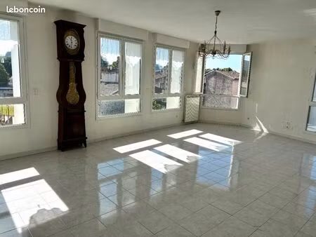 appartement t5 102 m2