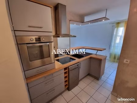 appartement t2 de 47m² en parfait etat  au deuxième étage avec ascenseur; loggia de 7m²