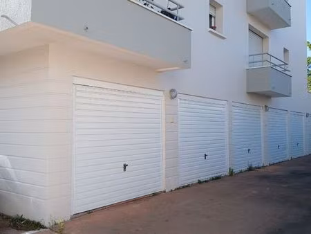 garage