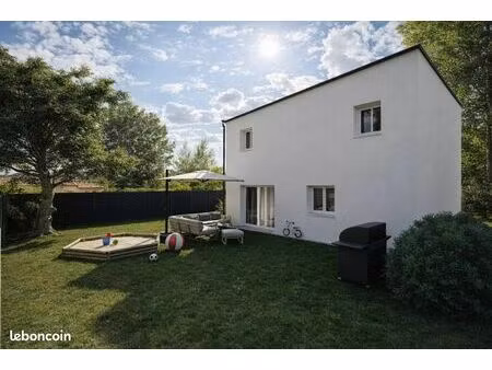 maison 5 pièces 94 m²