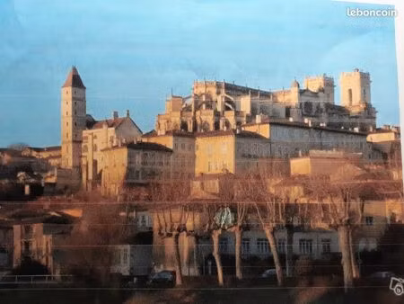 auch centre à louer appartement 6 pièces 137 m²