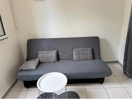 tres beau studio meuble sans charge