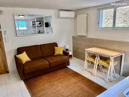 studio meublé étudiant avec parking dans villa - proche facs – bail 9 mois