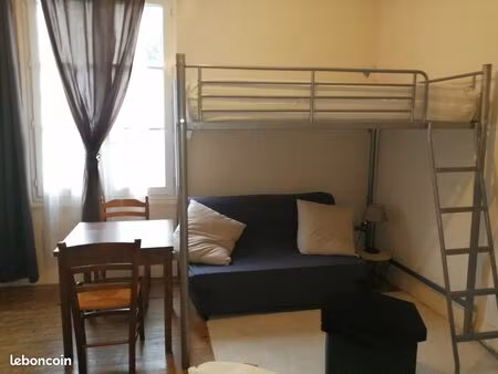 grand studio 480 toute charges comprises