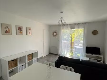 t2 avec balcon à vendre – la terrasse / côte pavée  proche futur métro  toulouse