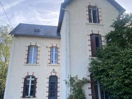 vente maison au retail (79130) : à vendre / 210m² le retail