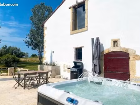 mas 4 pièces 140 m²