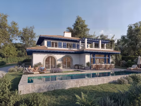 villa de luxe à vendre dans le quartier chantaco