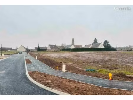 terrain 728 m² chars