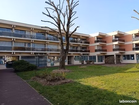 vends appartement f3