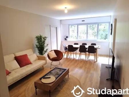 chambre 1 pièce 15 m²