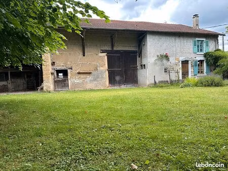ferme 94 m² artas