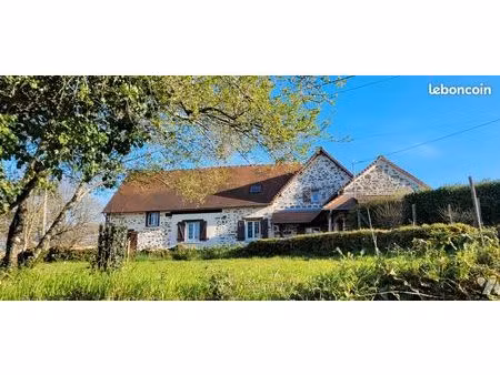 ferme 4 pièces 100 m²