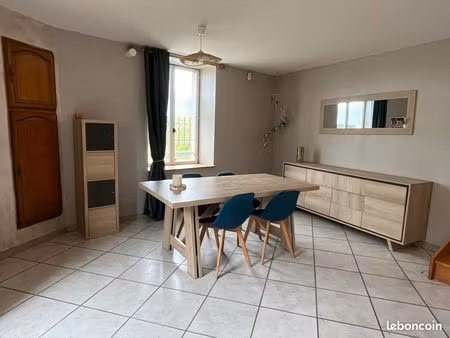 maison meublée 100 m² - 3 chambres avec jardin de 1 500 m²