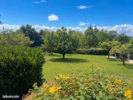 terrain valencin 900 m²