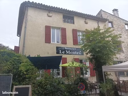 restaurant murs et fonds emplacement numéro un plus appartement 120 m2