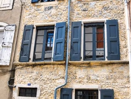 immeuble 12 pièces 300 m²
