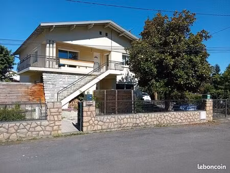 maison individuelle 163m² scindée en 2 appartements