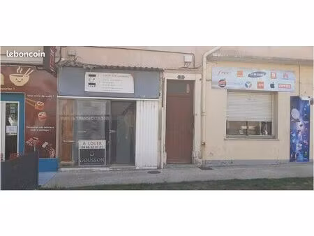 commerce 20 m²
