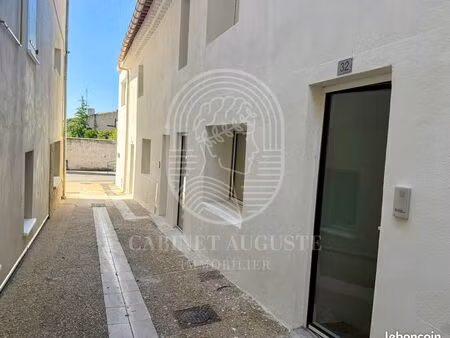 local 10 m² cabrières