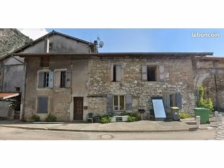 maison de village