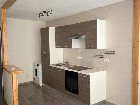? à louer – t3 de 60 m² avec grand balcon – centre-ville de moirans-en-montagne
