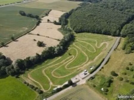 terrain de loisir de 4 hectares