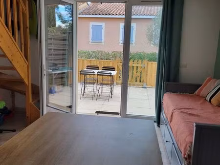 bail meuble pour une maisonnette p3 en résidence de vacances a partir du 1 septembre