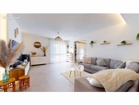 appartement 4 pièces 84 m²