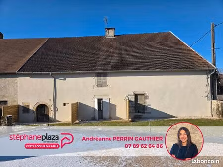 immeuble 14 pièces 351 m²