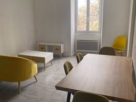 t3 meublé lumineux 53 m² – centre lasalle – dpe b – vue sud