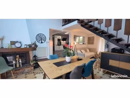 maison 7 pièces 142 m²