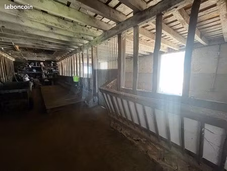structure équestre à louer dans propriété privée 36400 le magny