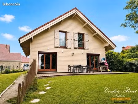 maison 6 pièces 130 m²