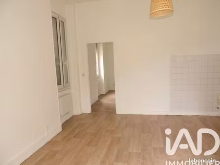immeuble 62 m² béguey