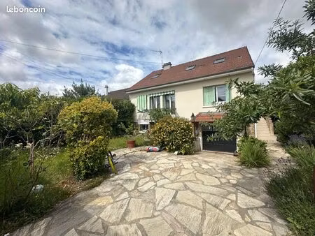 maison 5 pièces 140m²