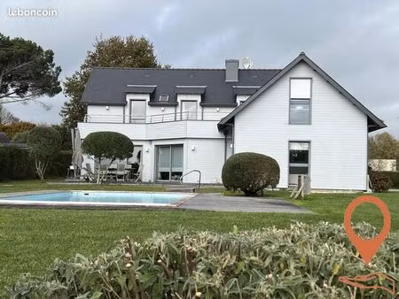 maison 9 pièces 245 m²