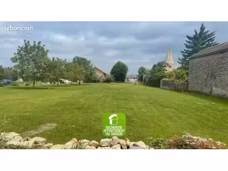 terrain 686 m² saint hilaire de brens