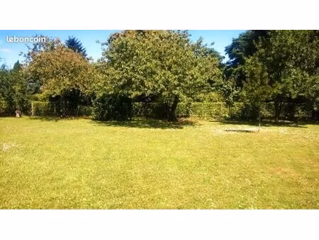 terrain 400 m² saucats