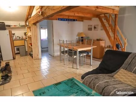 studio non meublé de 32m2 plein centre