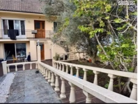 grande maison familiale avec dépendance