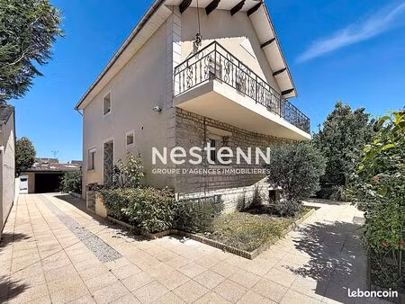 maison 7 pièces 250 m²