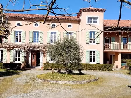 maison t7 avec dépendances de 1842