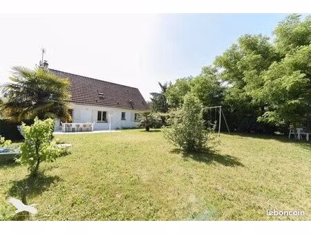 pavillon 5 pièces 130 m²