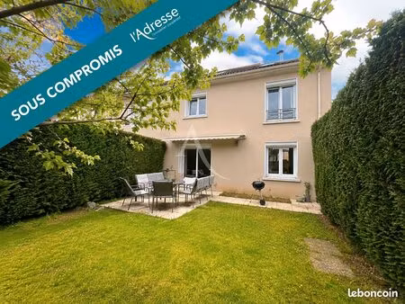 maison 6 pièces 115 m²