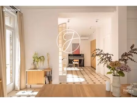 villa 18 pièces 421 m²