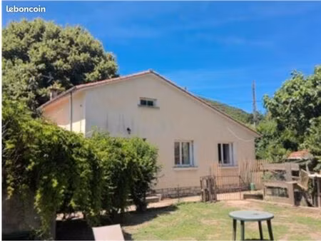 maison 4 chambres avec jardin et mazet
